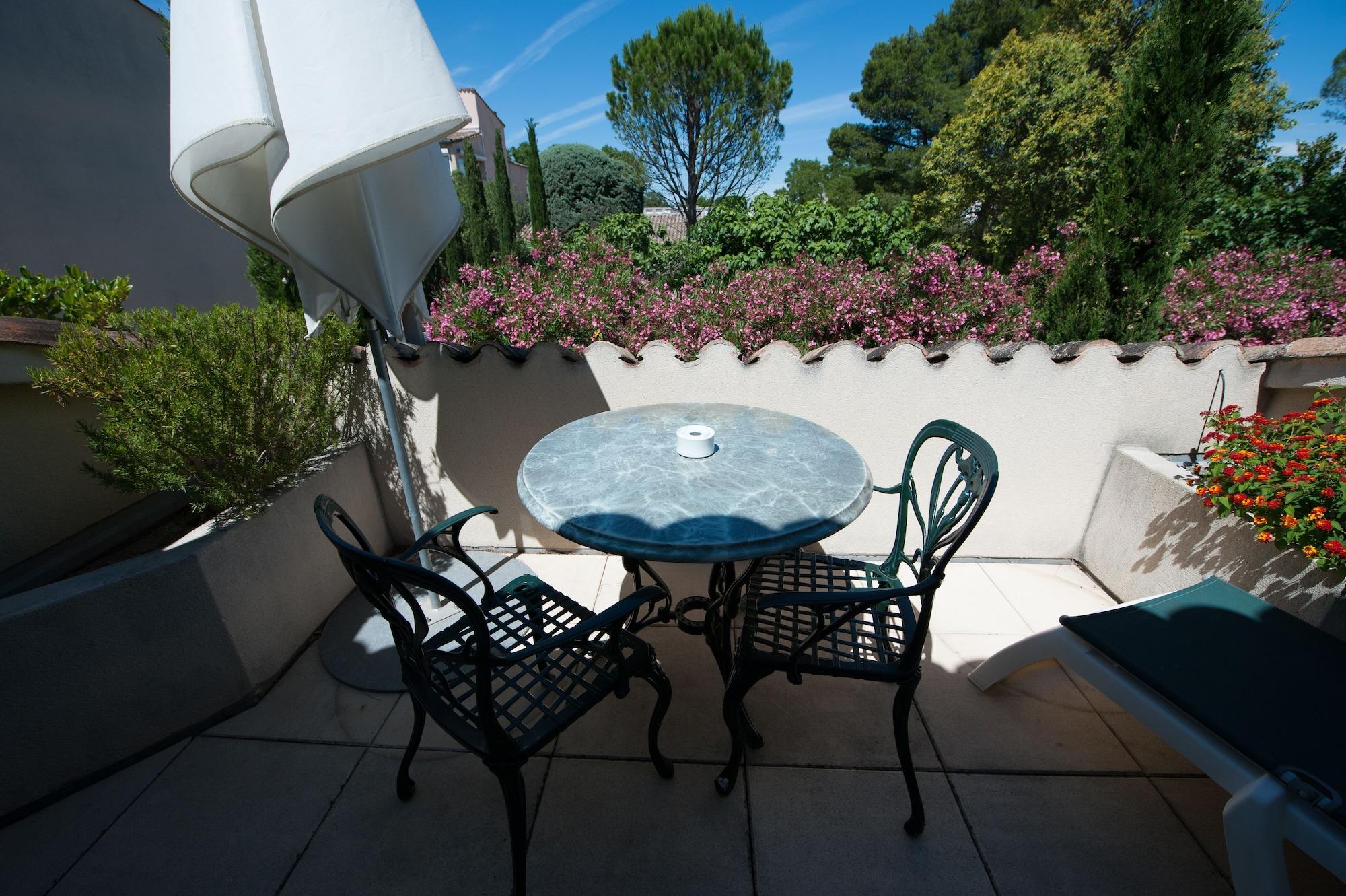 Auberge De Cassagne & Spa Le Pontet  Esterno foto