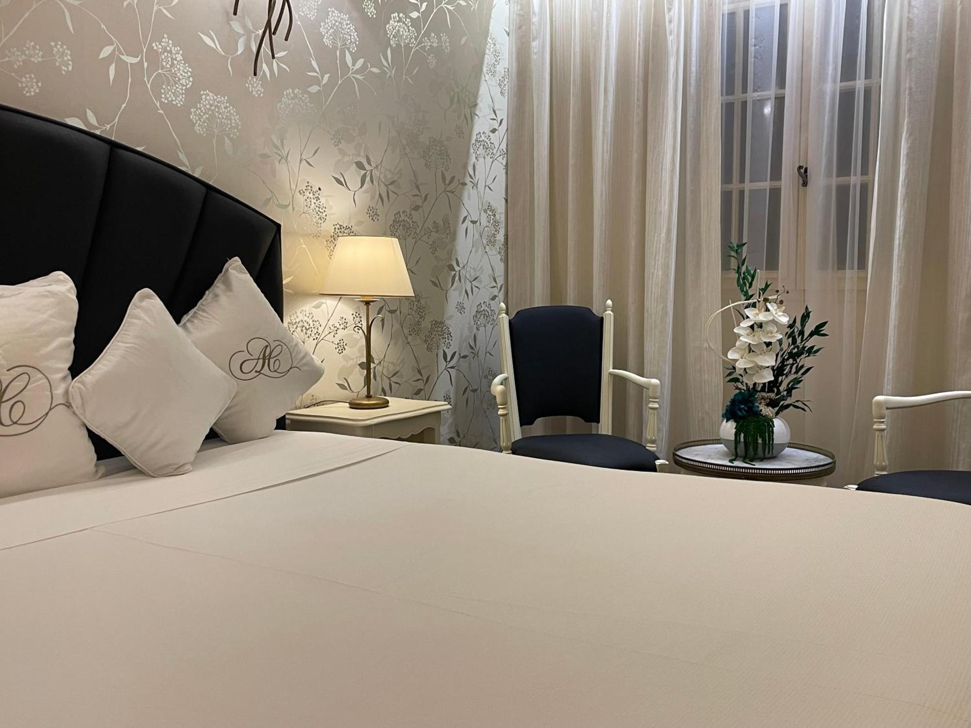 Auberge De Cassagne & Spa Le Pontet  Esterno foto